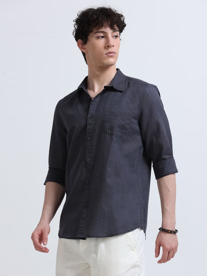 grey shirt