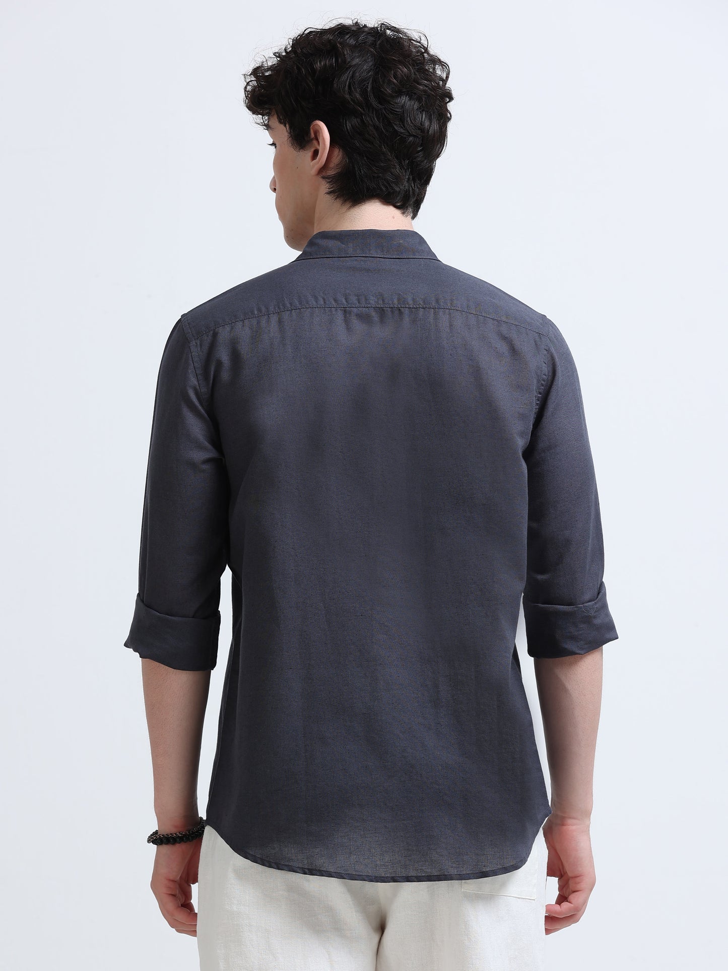 grey shirt
