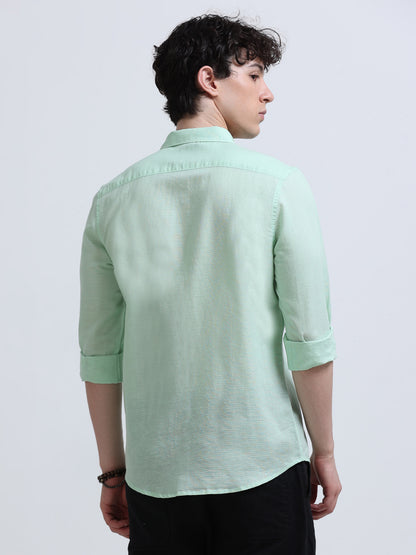 green shirt